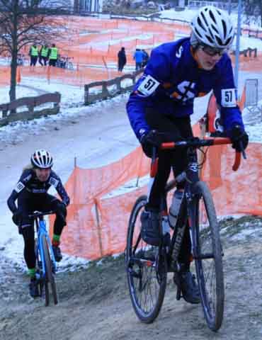 Zawody w kolarstwie przełajowym "Po trasie mistrzostw Polski" w Drzonkowie