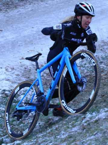 Zawody w kolarstwie przełajowym "Po trasie mistrzostw Polski" w Drzonkowie