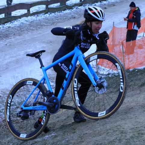 Zawody w kolarstwie przełajowym "Po trasie mistrzostw Polski" w Drzonkowie