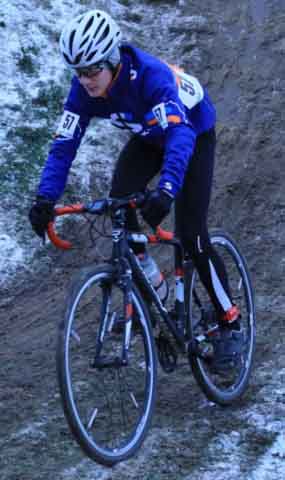 Zawody w kolarstwie przełajowym "Po trasie mistrzostw Polski" w Drzonkowie