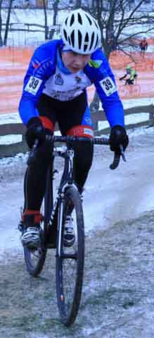 Zawody w kolarstwie przełajowym "Po trasie mistrzostw Polski" w Drzonkowie