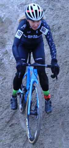 Zawody w kolarstwie przełajowym "Po trasie mistrzostw Polski" w Drzonkowie