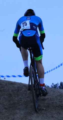 Zawody w kolarstwie przełajowym "Po trasie mistrzostw Polski" w Drzonkowie