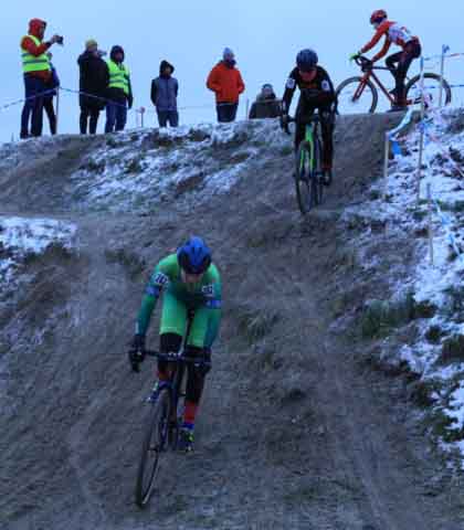 Zawody w kolarstwie przełajowym "Po trasie mistrzostw Polski" w Drzonkowie