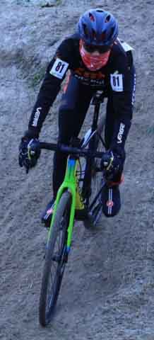 Zawody w kolarstwie przełajowym "Po trasie mistrzostw Polski" w Drzonkowie