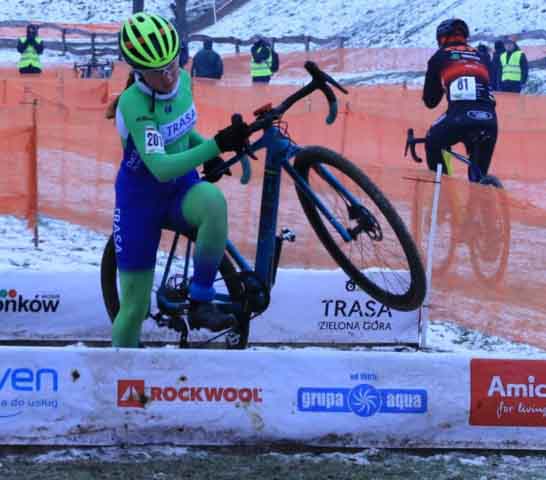 Zawody w kolarstwie przełajowym "Po trasie mistrzostw Polski" w Drzonkowie