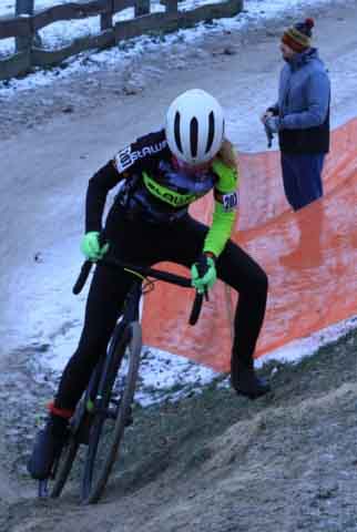 Zawody w kolarstwie przełajowym "Po trasie mistrzostw Polski" w Drzonkowie