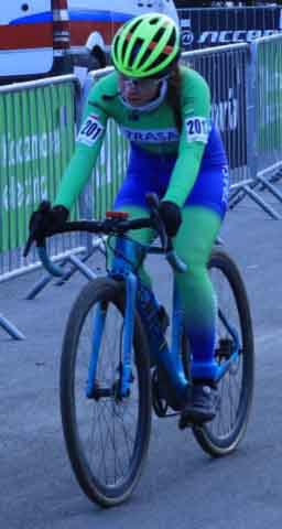 Zawody w kolarstwie przełajowym "Po trasie mistrzostw Polski" w Drzonkowie