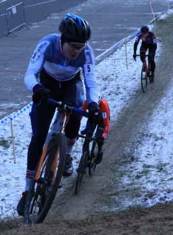 Zawody w kolarstwie przełajowym "Po trasie mistrzostw Polski" w Drzonkowie