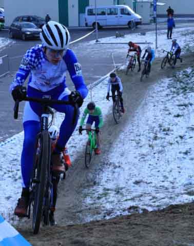 Zawody w kolarstwie przełajowym "Po trasie mistrzostw Polski" w Drzonkowie