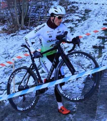 Zawody w kolarstwie przełajowym "Po trasie mistrzostw Polski" w Drzonkowie