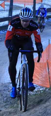 Zawody w kolarstwie przełajowym "Po trasie mistrzostw Polski" w Drzonkowie