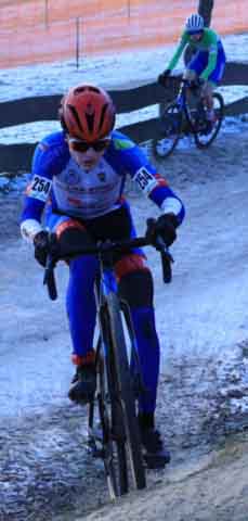 Zawody w kolarstwie przełajowym "Po trasie mistrzostw Polski" w Drzonkowie