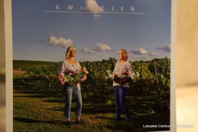 IMG_1644 Prezentacja kalendarza charytatywnego z winiarkami