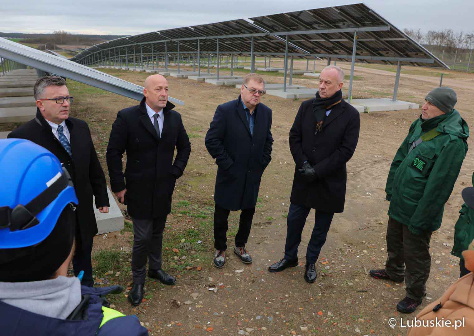 4a4a3414 Farma fotowoltaiczna w Górzycy kosztowała prawie 23 mln zł W Górzycy hodują prąd na farmie WIDEO