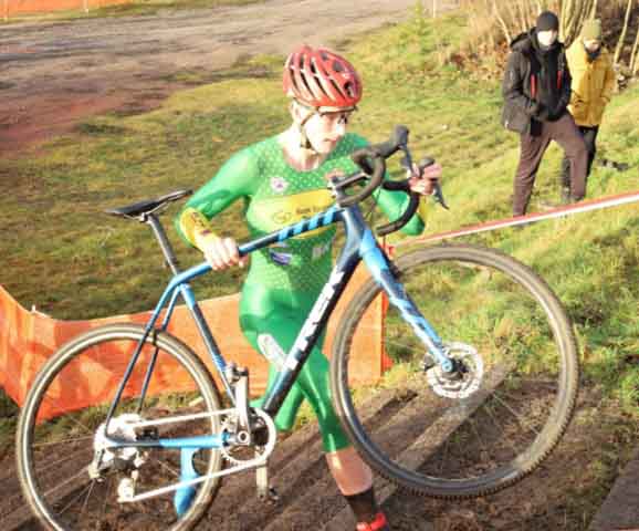 Mistrzostwa Polski w kolarstwie przełajowym w Drzonkowie - sztafeta mieszana