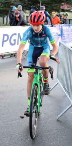 Mistrzostwa Polski w kolarstwie przełajowym w Drzonkowie - sztafeta mieszana