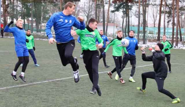 Pogoń Świebodzin - Błękitni Ołobok