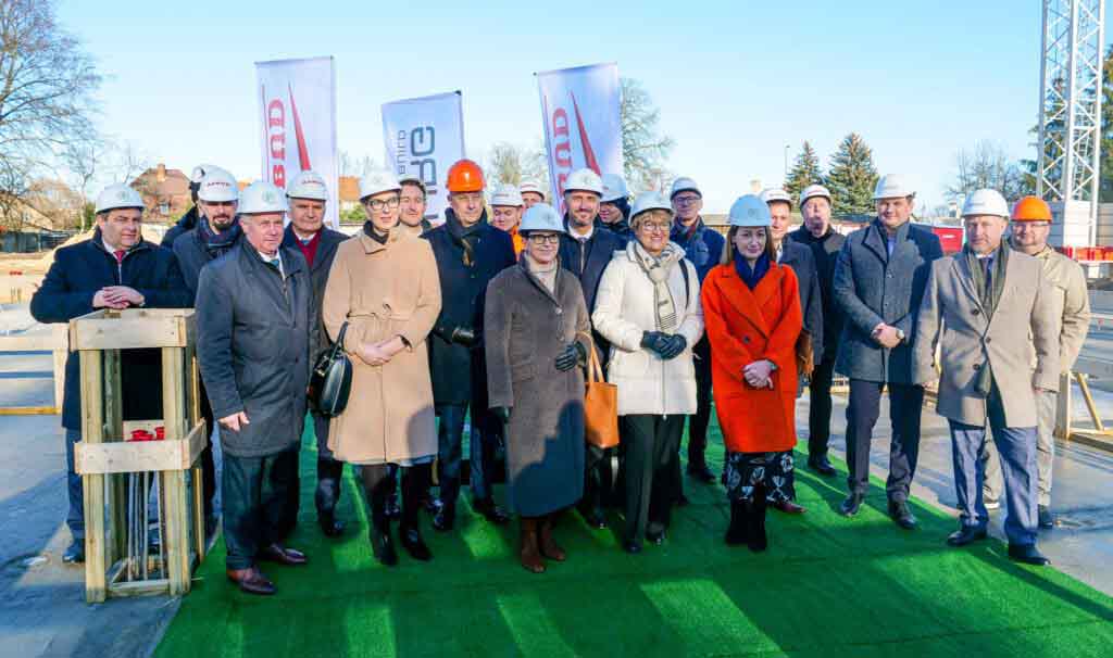 Wmurowanie kamienia węgielnego pawilonu rehabilitacyjnego LCO w Świebodzinie