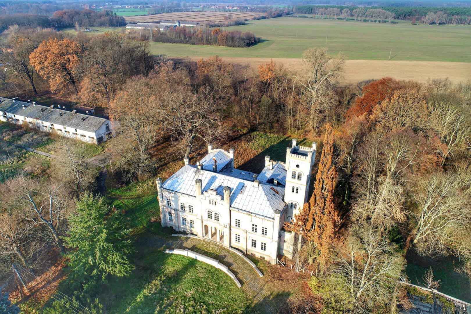   Willa plus A dlaczego od razu nie pałac