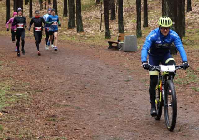 Bieg "Przyspieszmy z pomocą" w Zielonej Górze