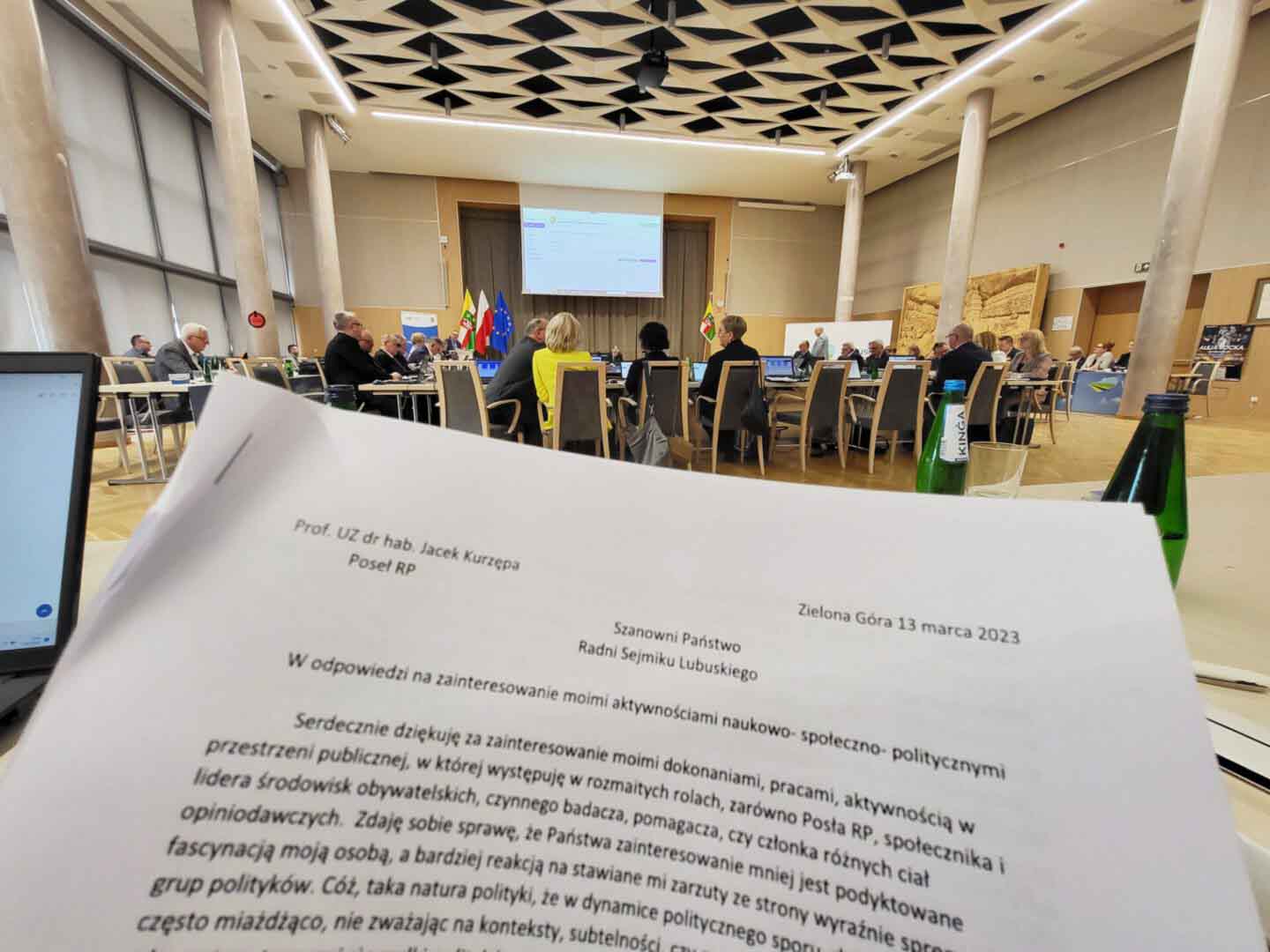 123 Poseł Kurzępa nie przyszedł na sesję sejmiku Zostawił radnym obszerne pismo