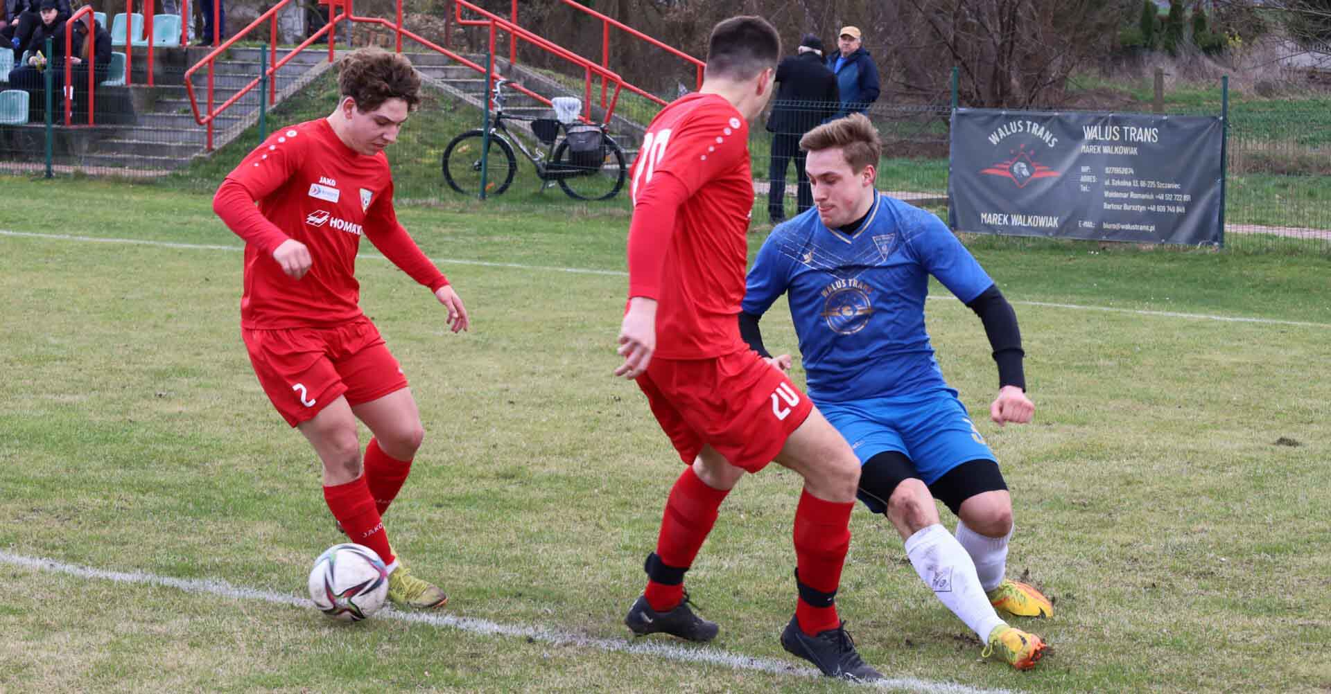 IMG_0076 Trzej mężczyźni na boisku Victoria rozbiła Tęczę Hat trick Świtały Gol i trzy asysty Ziółkowskiego ZDJĘCIA