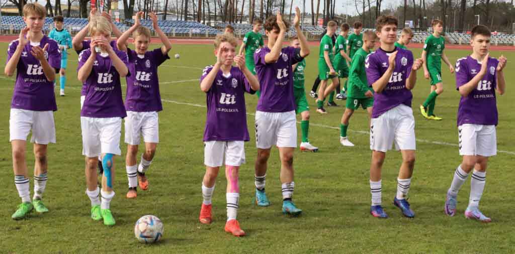 Lechia zdobyła pierwszy punkt w CLJ. A przegrywała już 0:2 (ZDJĘCIA) Lechia zdobyła pierwszy punkt w CLJ. A przegrywała już 0:2 (ZDJĘCIA)