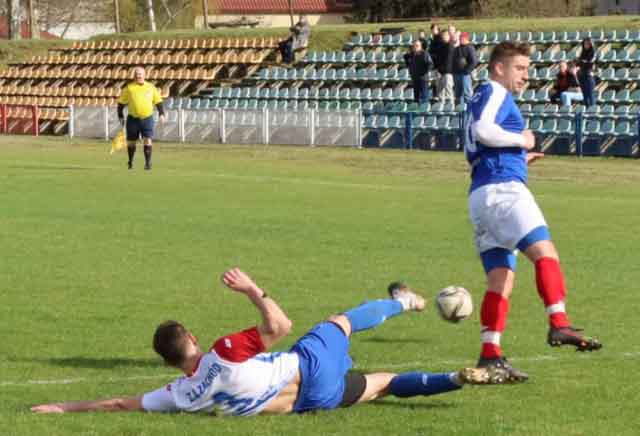 Piast Czerwieńsk - Sprotavia Szprotawa