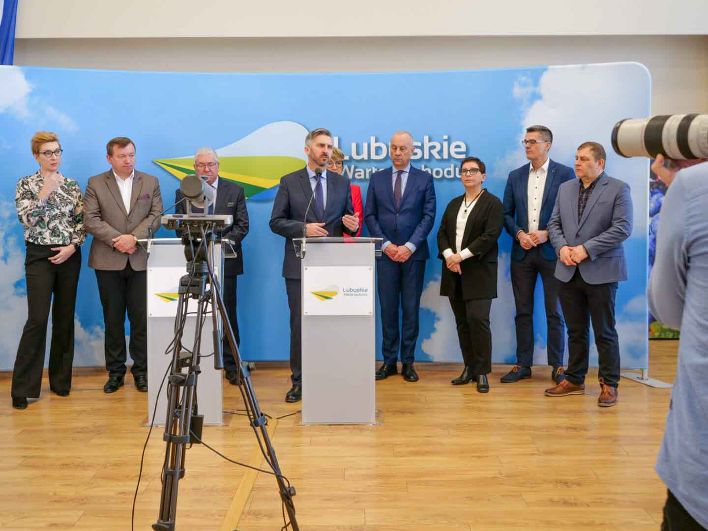   30 lat temu zlikwidowano PGR Problemy ciągną się do dziś WIDEO