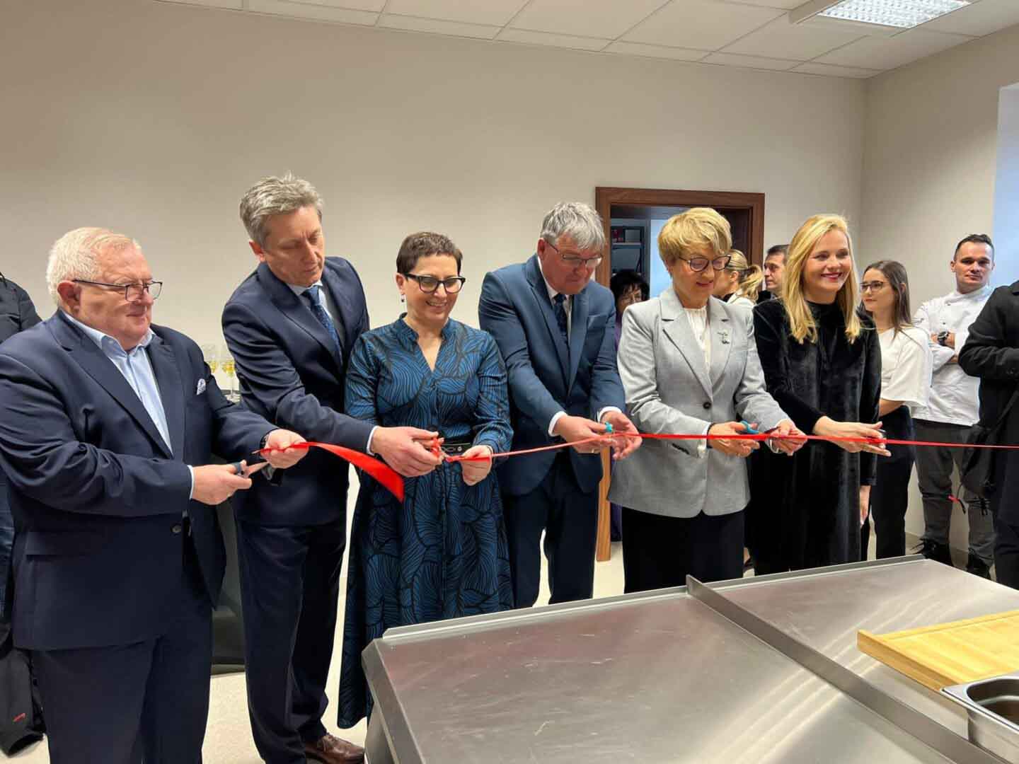   Pracownia gastronomiczna dla studentów dietetyki w Gorzowie otwarta WIDEO ZDJĘCIA