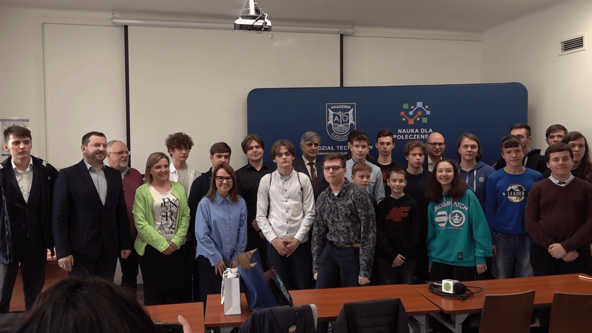 vlcsnap-2023-03-23-15h06m06s260 Młodzi programiści dali do wiwatu Razem z nim rośnie przyszłość informatyki WIDEO