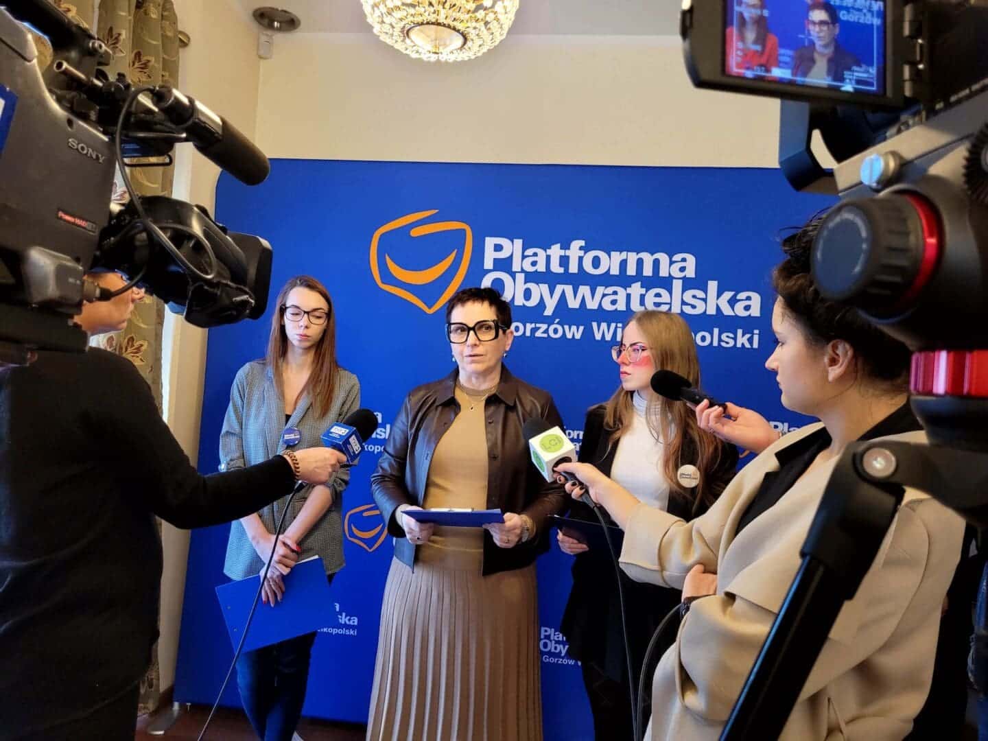   PiS równa się drożyzna Polacy muszą przygotować się na najdroższe święta od lat WIDEO