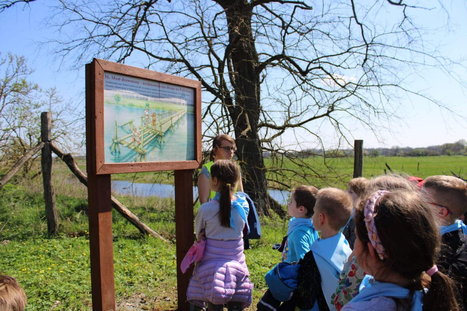   Nie wiesz co robić w majówkę Odwiedź grodzisko w Santoku i tamtejsze muzeum ZDJĘCIA