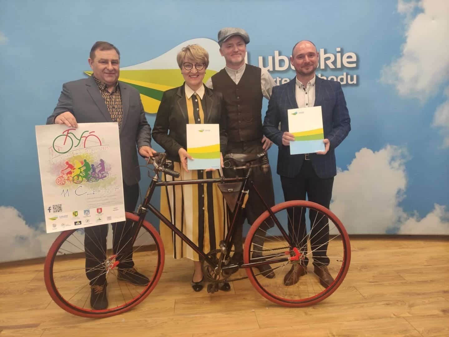 1684844783075 Konferencja w sali prasowej UMWL w Zielonej Górze Dotyczy rajdu Lubuskie Święto Roweru Przejedź się po nagrody zdrowie i dobrą zabawę WIDEO