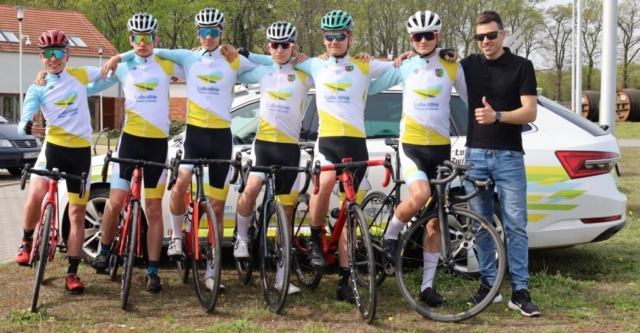 Prezentacja kolarskiej reprezentacji województwa lubuskiego juniorów