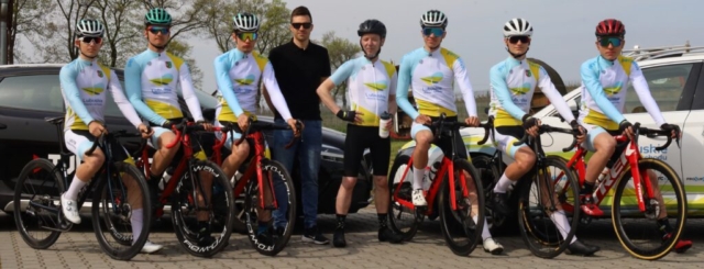 Prezentacja kolarskiej reprezentacji województwa lubuskiego juniorów