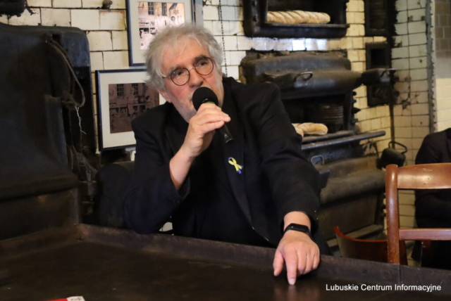 IMG_4718 Spotkanie z posłami Koalicji Obywatelskiej w Piekarni Cichej Kobiety w Zielonej Górze