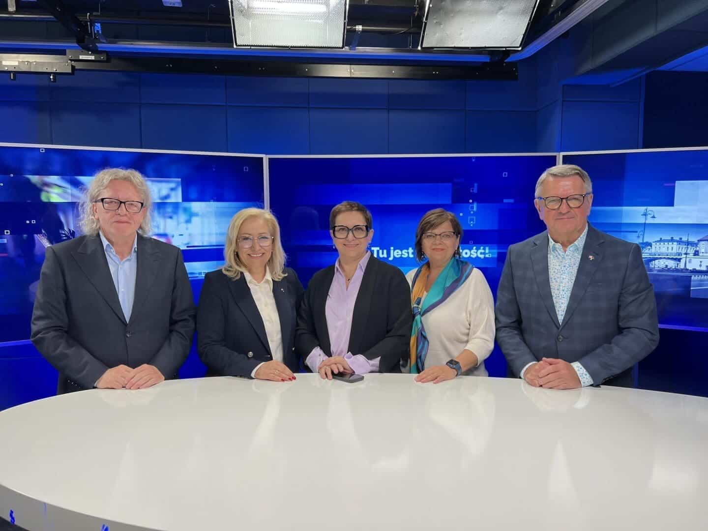   Parlamentarzyści Koalicji Obywatelskiej chcą sprzątnąć bałagan po PiS ROZMOWY WIDEO