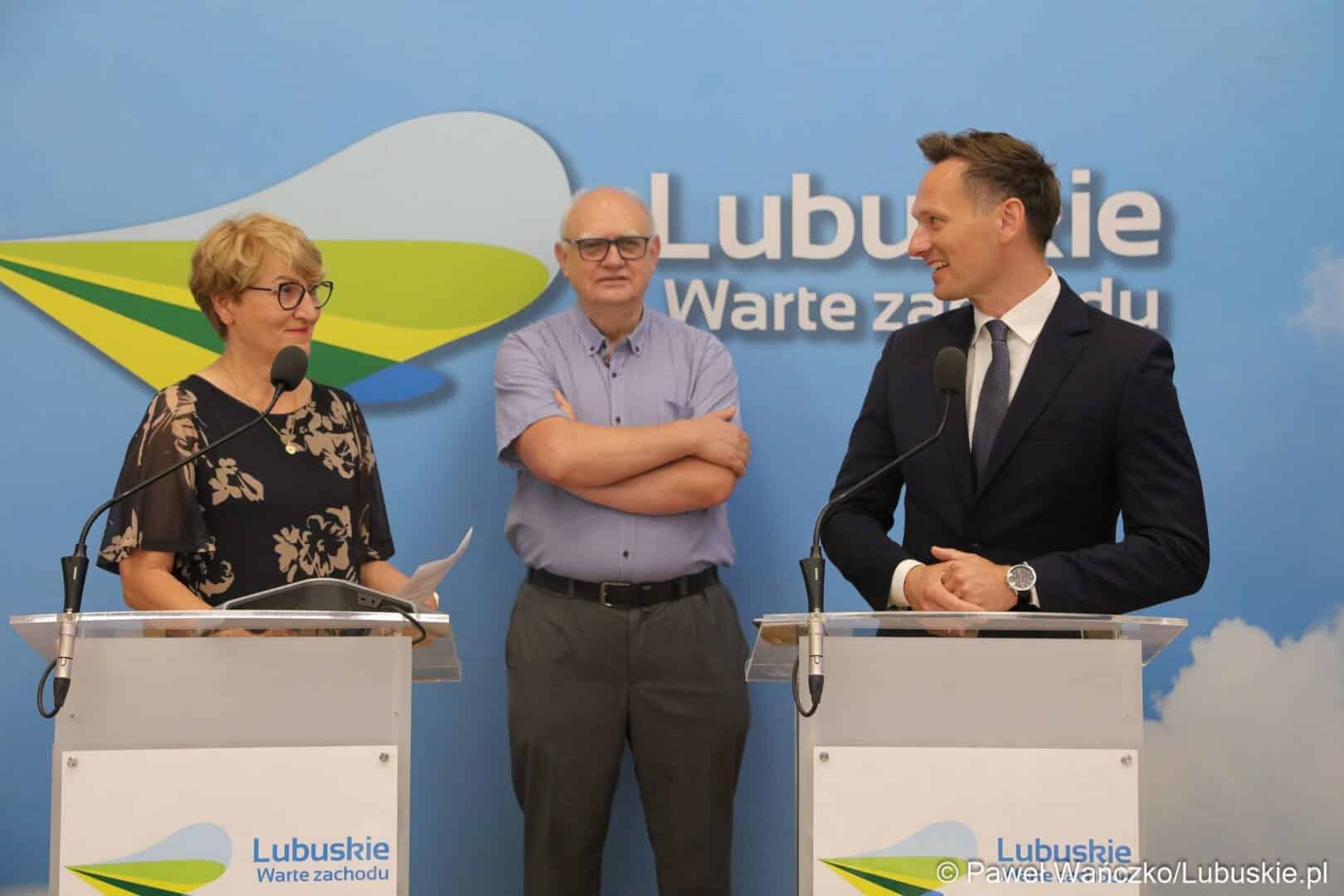 4a4a7874 Park Technologii Kosmicznych jest już na finiszu Rozmawiano o tym jak rozwijać go w przyszłości