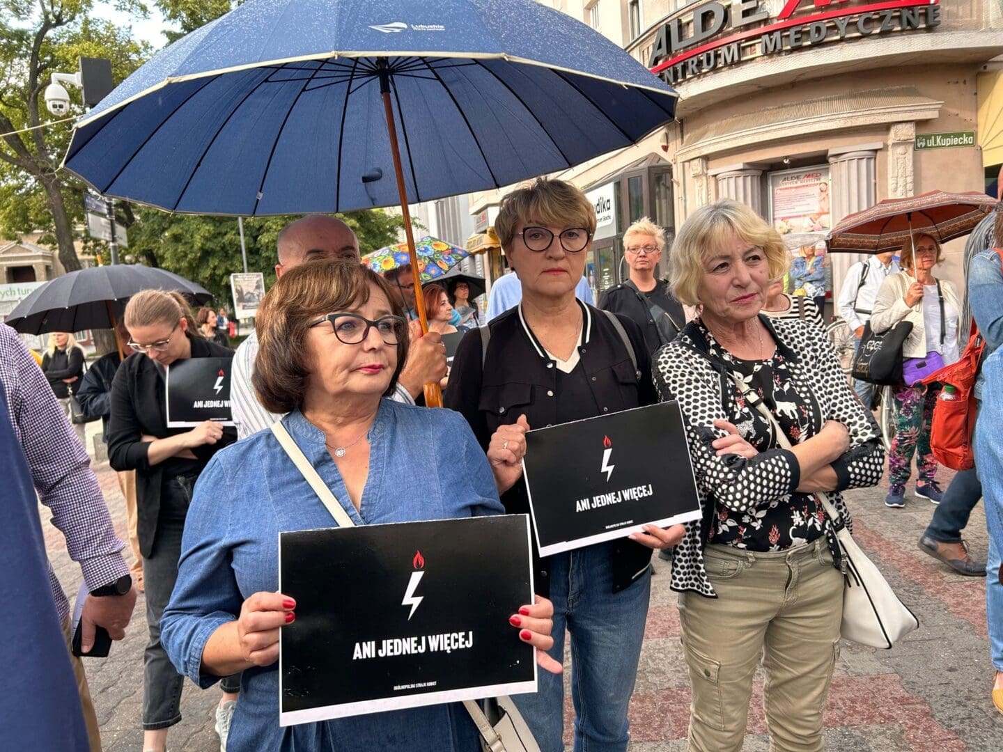   Lubuszanki protestują  Ani jednej więcej ZDJĘCIA