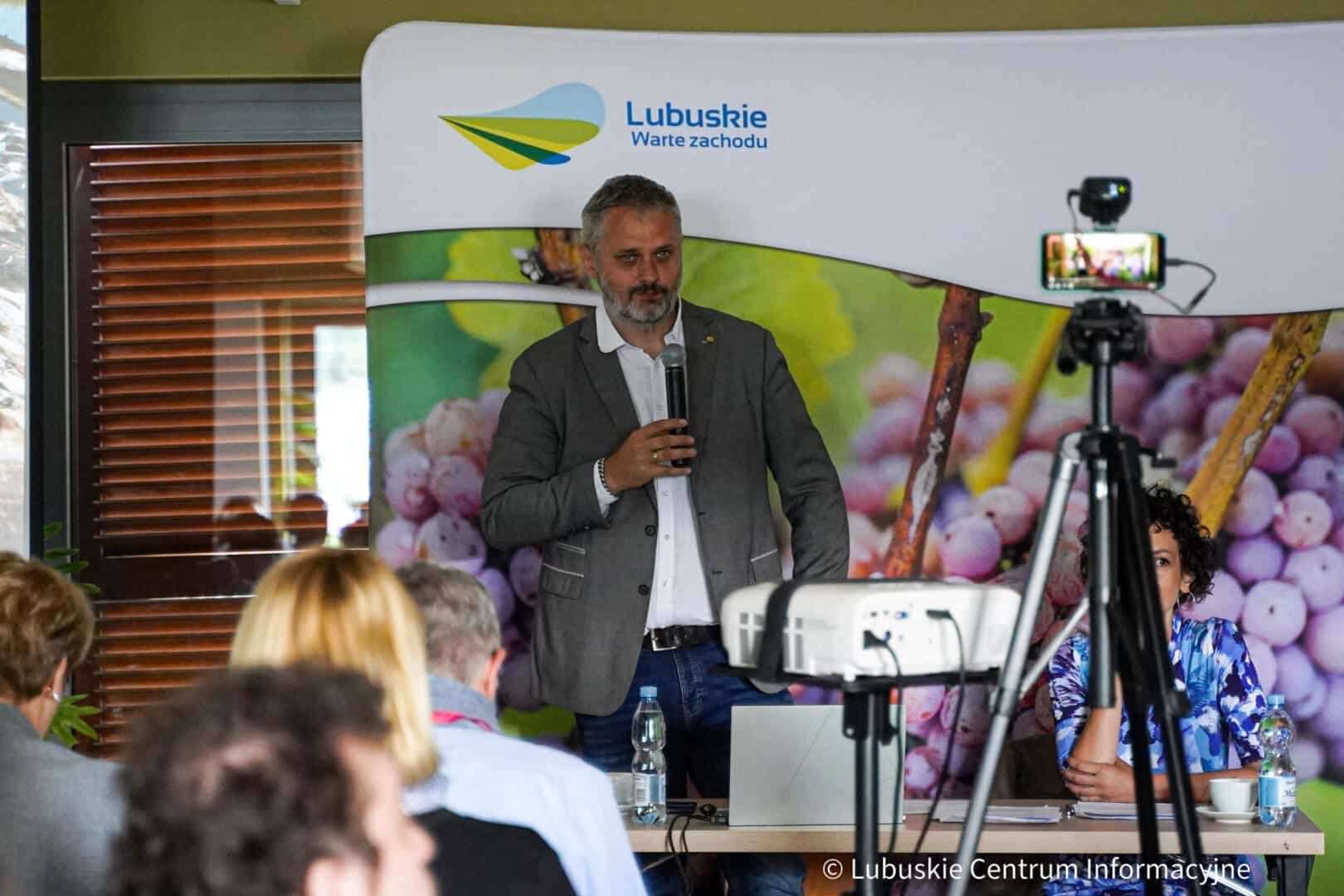 DNI MEDIOW 2023 LCW-5 Bartosz Wieliński Gazeta Wyborcza Każde państwo autorytarne potrzebuje wroga Dla PiS są nim Niemcy WIDEO