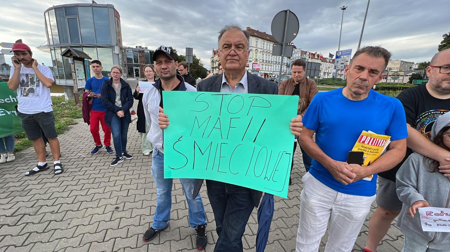   STOP MAFII ŚMIECIOWEJ Protest w Słubicach ZDJĘCIA WIDEO