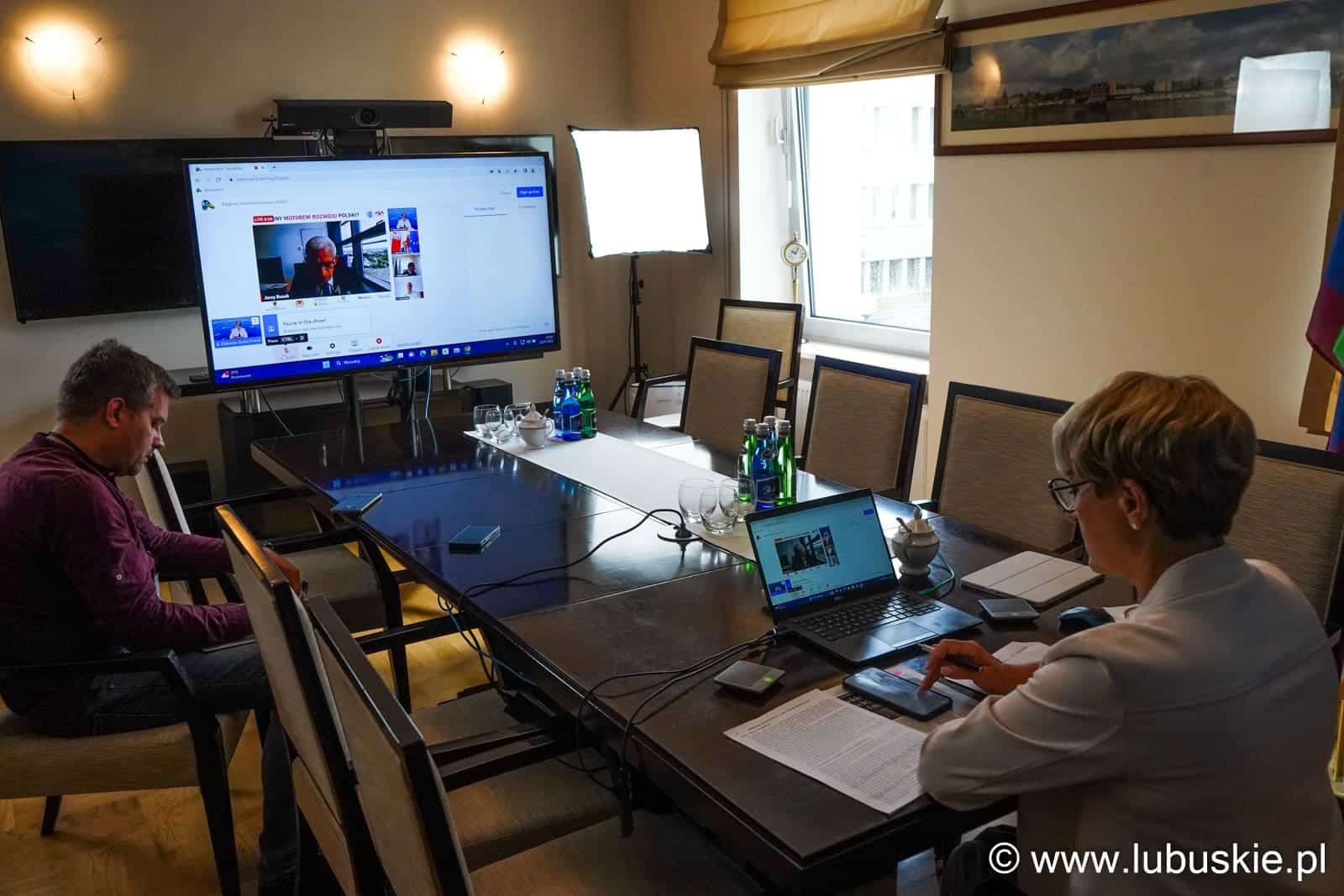   To samorządy napędzają rozwój Polski Debata o ich roli w przyszłości