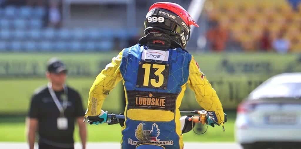 Stal bez Thomsena nie dała rady Włókniarzowi Osoba w kasku, z numerem 13 na plecach