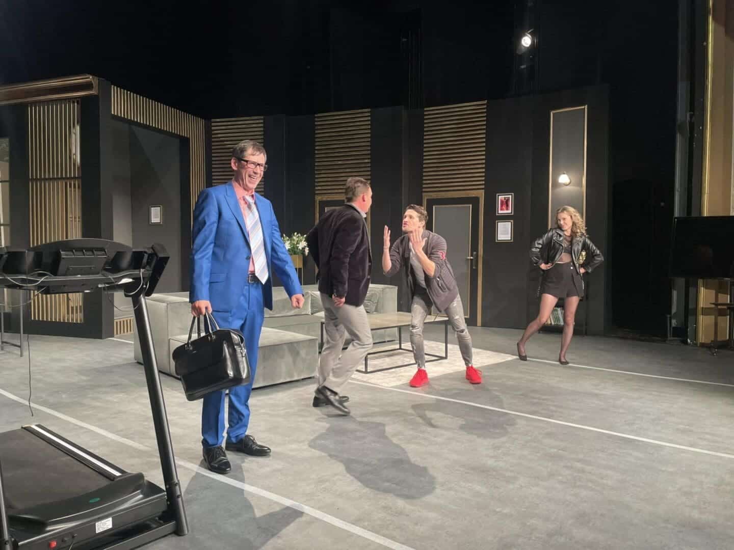 373290747_6884034504996100_613487297788210470_n Aktorzy Osterwy na pełnych obrotachWIDEO