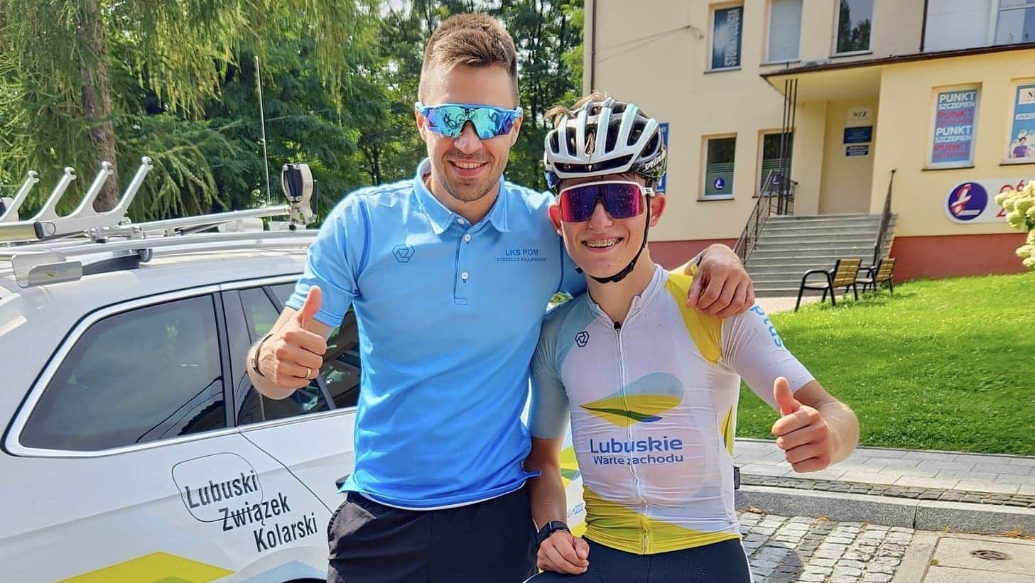 DL Dwaj uśmiechnięci mężczyźni Dawid Lewandowski Zaatakowałem na ostatniej górze ROZMOWA