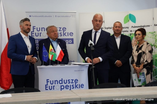 Podpisanie umowy na termomodernizację szpitala w Torzymiu