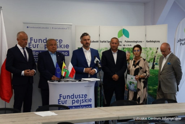 Podpisanie umowy na termomodernizację szpitala w Torzymiu