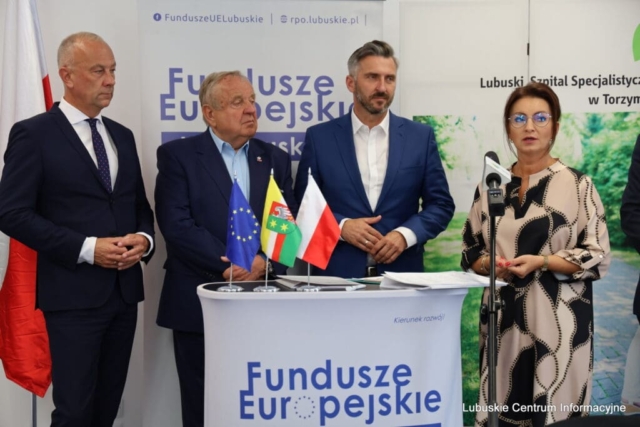 Podpisanie umowy na termomodernizację szpitala w Torzymiu